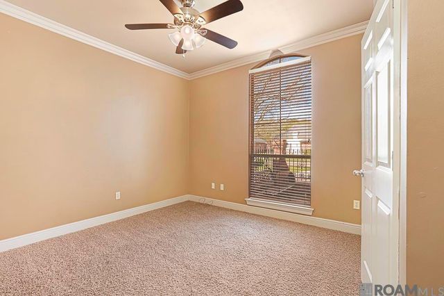 16704 Highland Club Ave, Baton Rouge, LA 70817