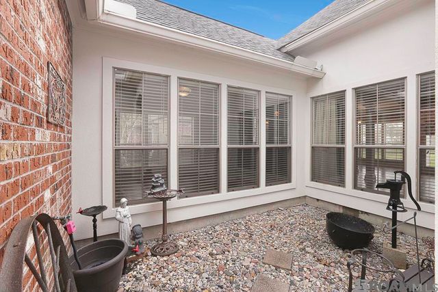 16704 Highland Club Ave, Baton Rouge, LA 70817