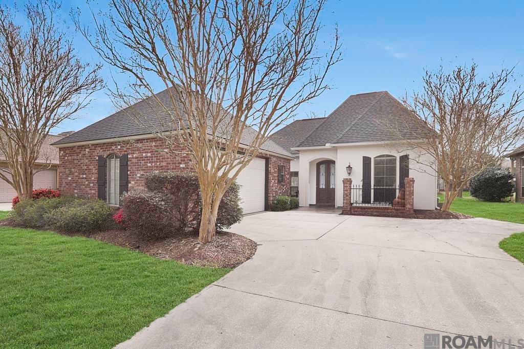 16704 Highland Club Ave, Baton Rouge, LA 70817