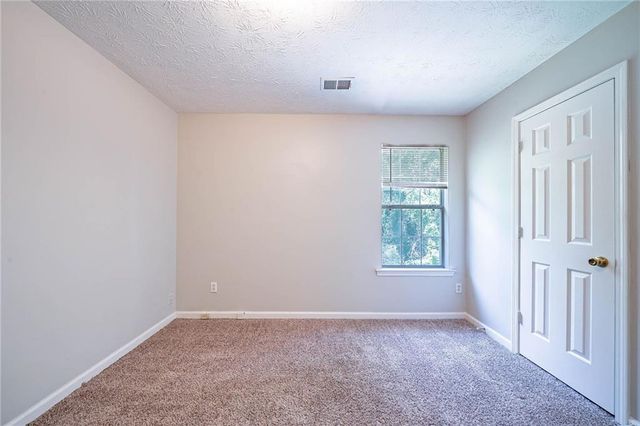 3283 Sugar Creek Falls SE Avenue, Atlanta, GA 30316