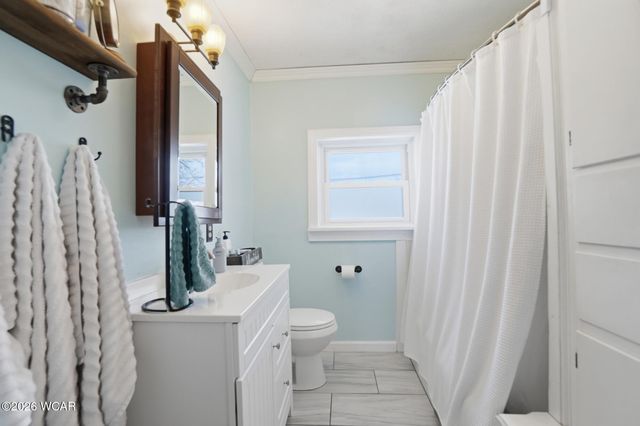 602 W Benton Street, Wapakoneta, OH 45895