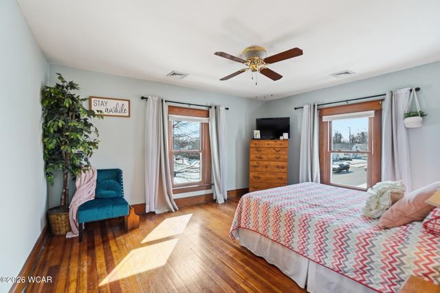 602 W Benton Street, Wapakoneta, OH 45895