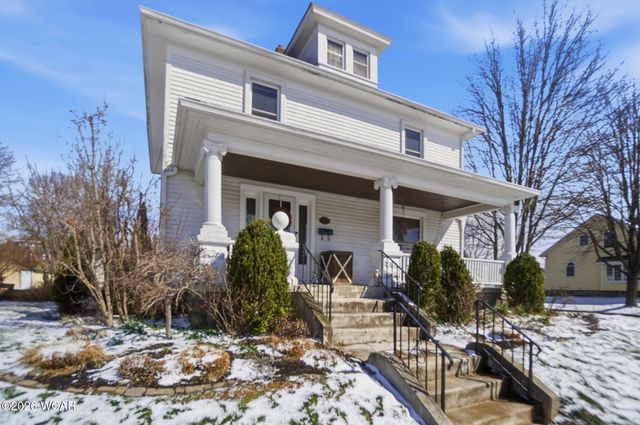 602 W Benton Street, Wapakoneta, OH 45895