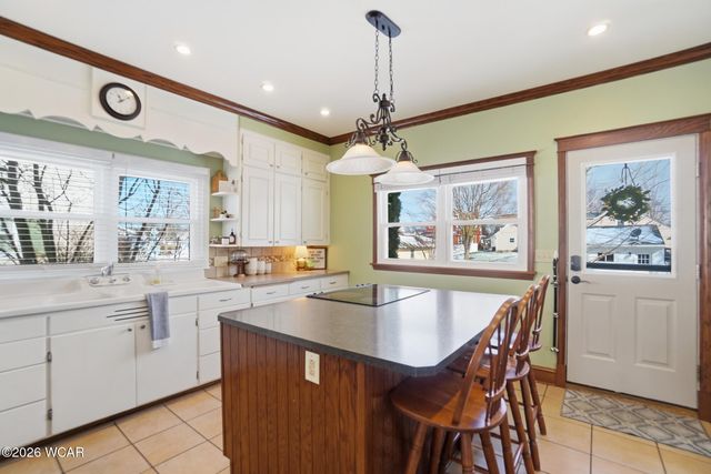 602 W Benton Street, Wapakoneta, OH 45895