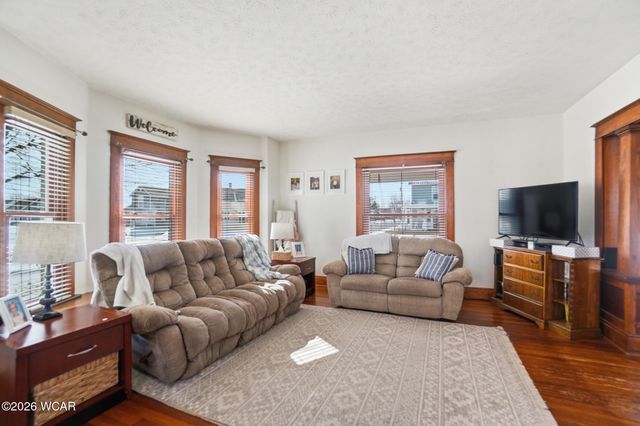 602 W Benton Street, Wapakoneta, OH 45895