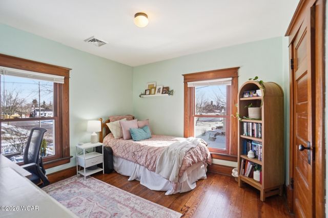 602 W Benton Street, Wapakoneta, OH 45895