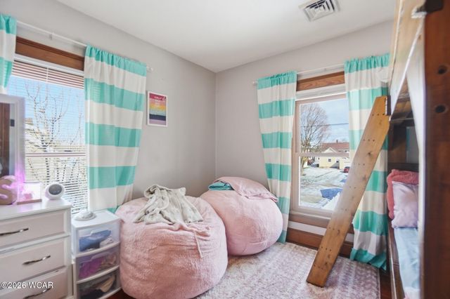 602 W Benton Street, Wapakoneta, OH 45895