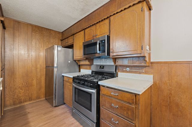 541 Sandra Lane, Burleson, TX 76028