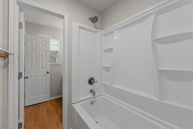 541 Sandra Lane, Burleson, TX 76028