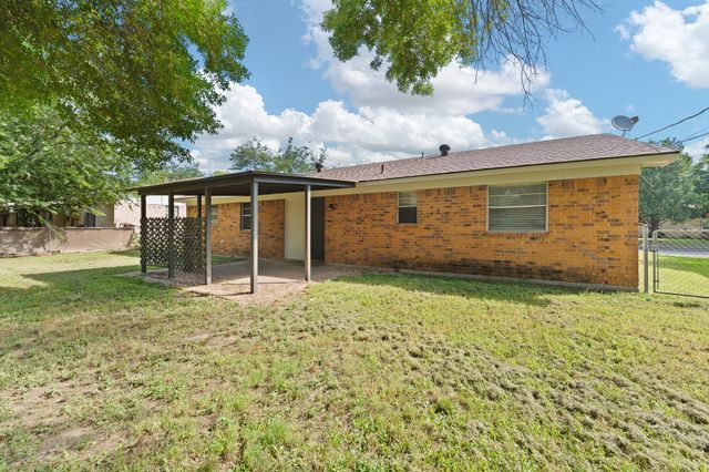 541 Sandra Lane, Burleson, TX 76028