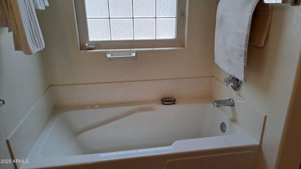 Image 18 of property listing at 1615 E Crestview Circle, Cottonwood, AZ 86326