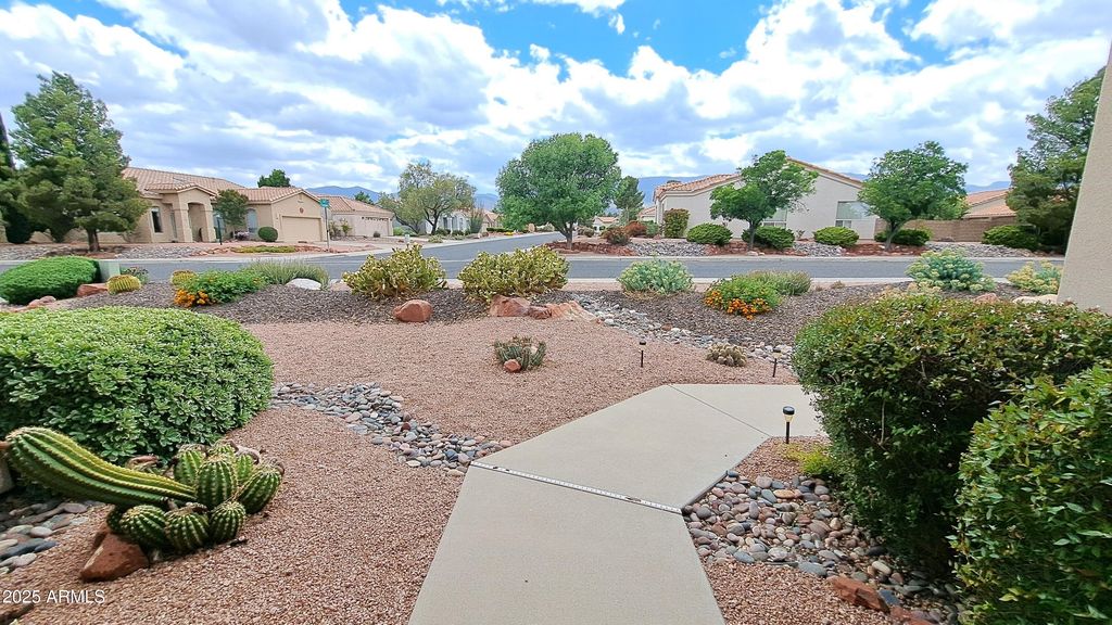 Image 4 of property listing at 1615 E Crestview Circle, Cottonwood, AZ 86326