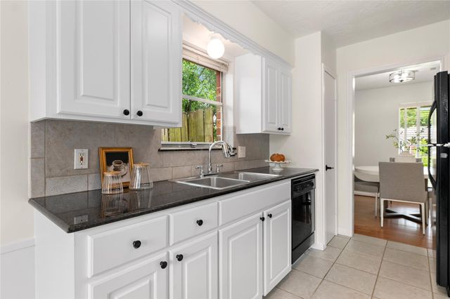 10626 Ivyridge Road, Houston, TX 77043