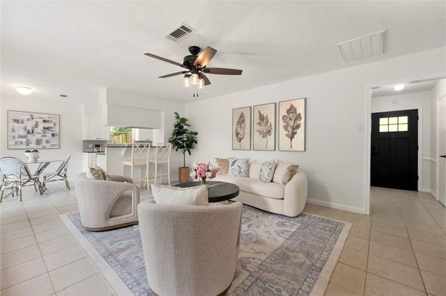 10626 Ivyridge Road, Houston, TX 77043