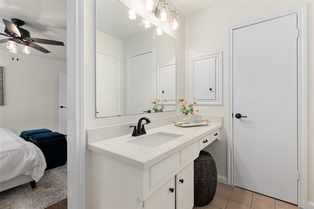 10626 Ivyridge Road, Houston, TX 77043
