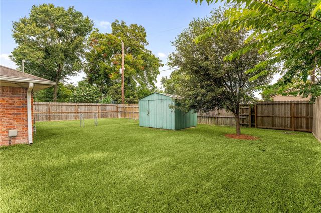 10626 Ivyridge Road, Houston, TX 77043
