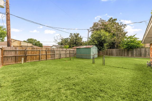 10626 Ivyridge Road, Houston, TX 77043