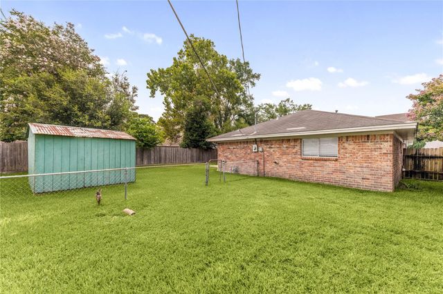 10626 Ivyridge Road, Houston, TX 77043