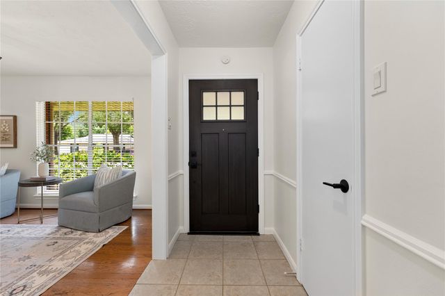 10626 Ivyridge Road, Houston, TX 77043