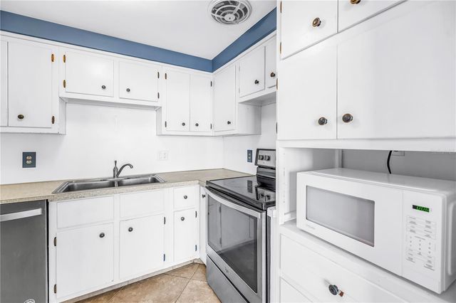 7000 BEACH PLAZA 307, St Pete Beach, FL 33706