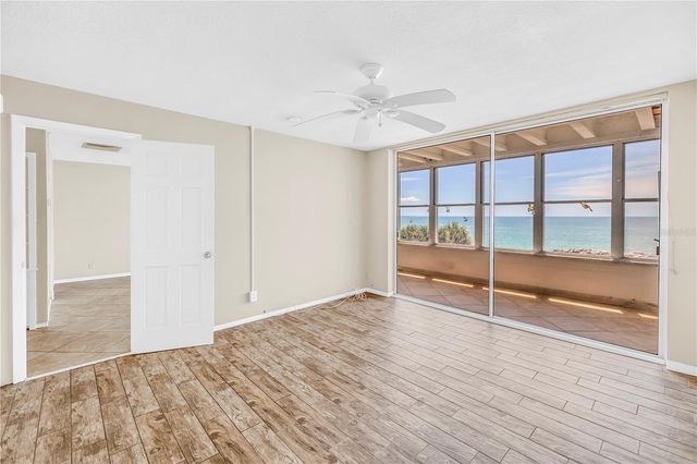 7000 BEACH PLAZA 307, St Pete Beach, FL 33706