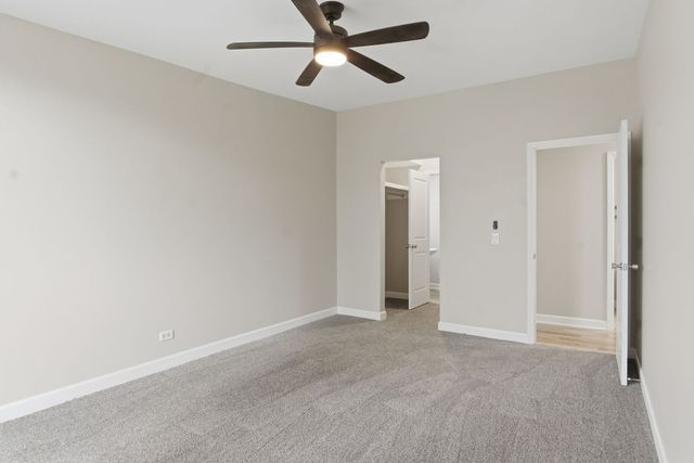 5500 Hillcrest Lane 4L, Lisle, IL 60532