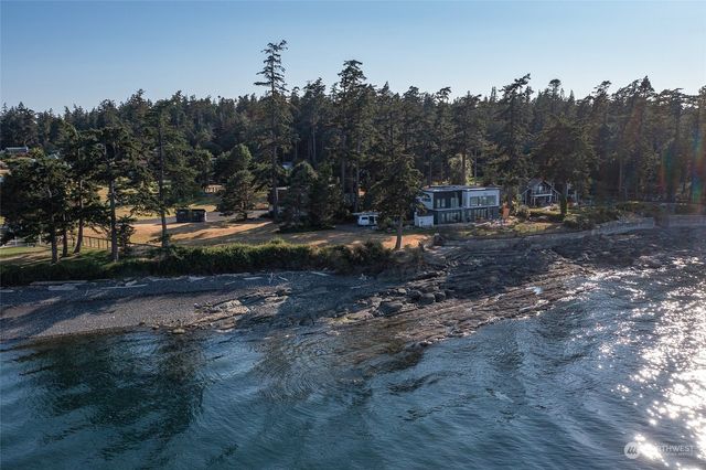 9 Fossil Bay Drive, Orcas Island, WA 98245