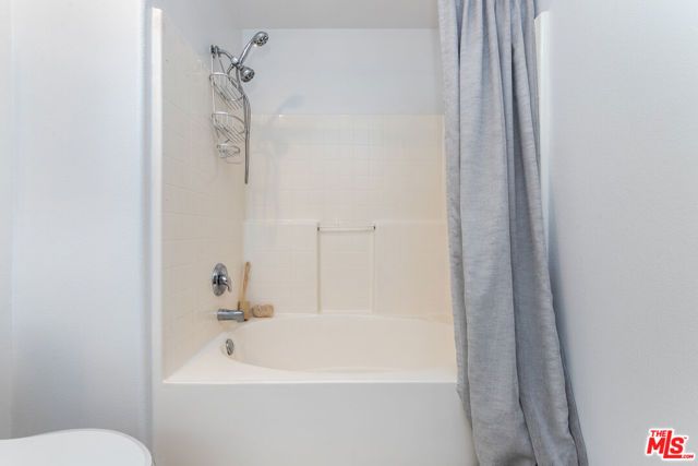 4060 Glencoe Avenue 222, Marina Del Rey, CA 90292