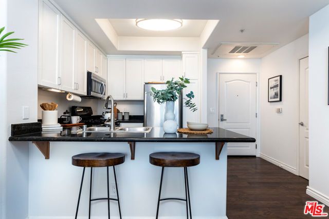 4060 Glencoe Avenue 222, Marina Del Rey, CA 90292