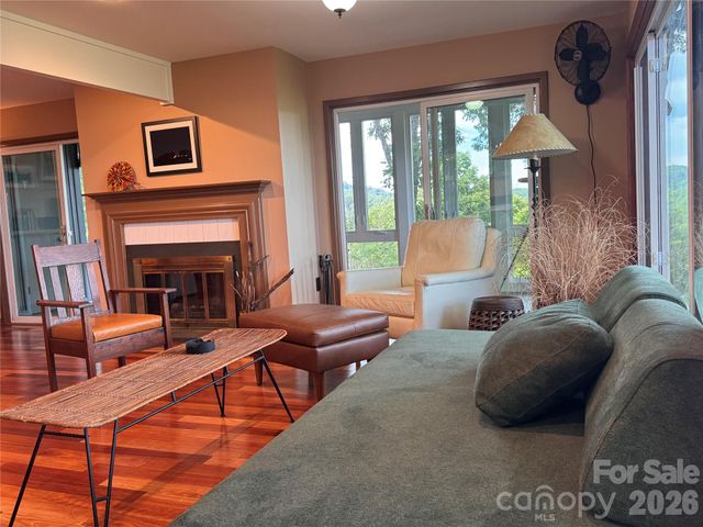 298 Tinequa Drive, Brevard, NC 28712