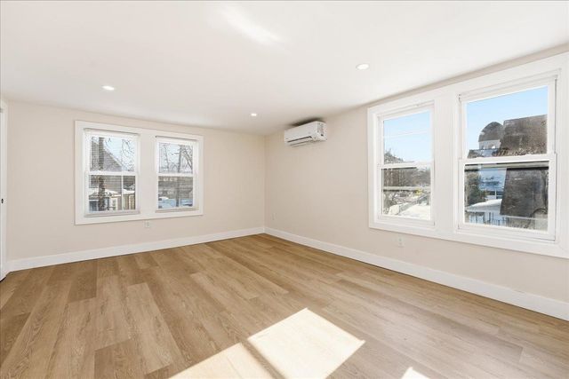 301 NORTH GROVE ST, East Orange, NJ 07017