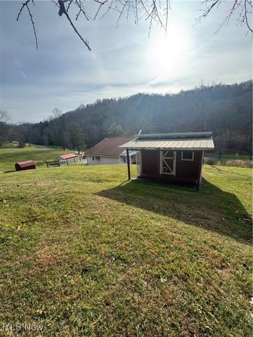 1695 Sugar Camp Road, Mineral Wells, WV 26150