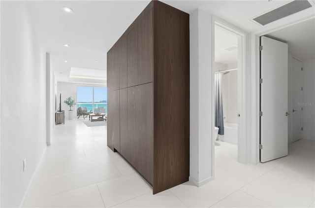 1020 SUNSET POINT ROAD 505, Clearwater, FL 33755