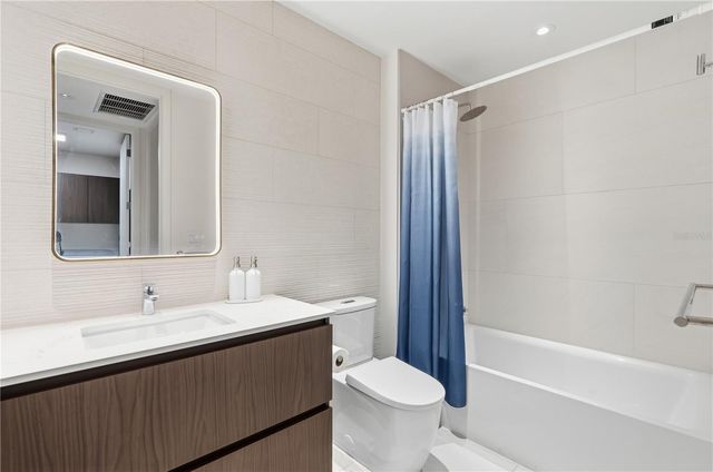 1020 SUNSET POINT ROAD 505, Clearwater, FL 33755