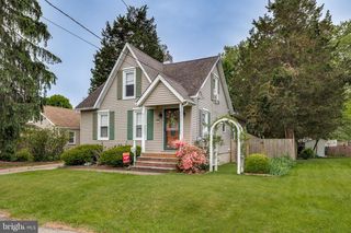 57 GRANDVIEW AVE, Hamilton, NJ 08620