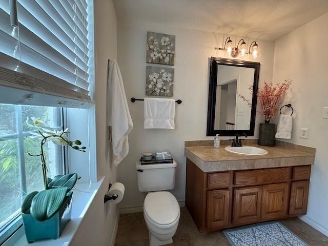 1918 Lakeway BLVD, Lakeway, TX 78734