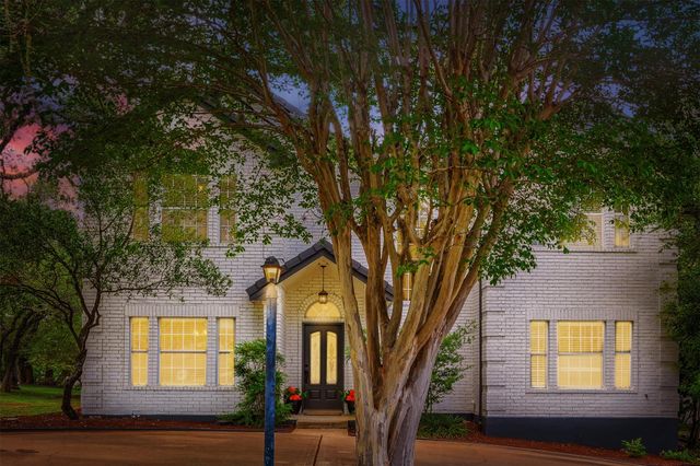 1918 Lakeway BLVD, Lakeway, TX 78734