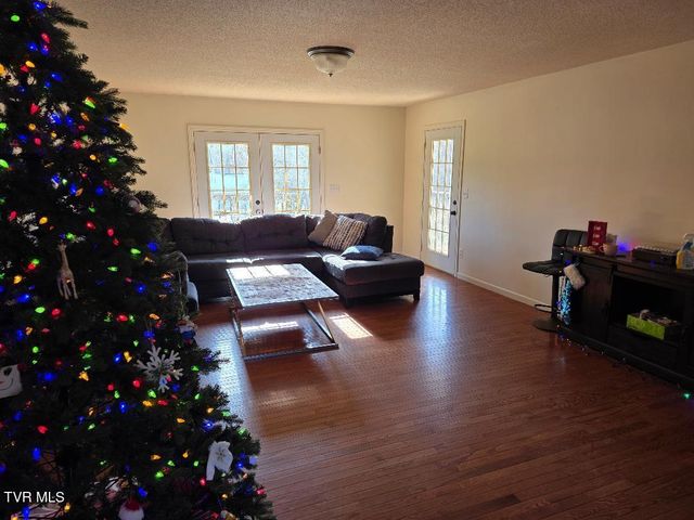 110 Sheets Hollow Road, Johnson City, TN 37601