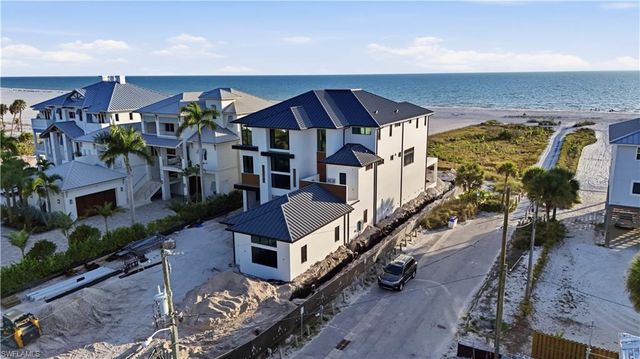 6100 Court ST, Fort Myers Beach, FL 33931