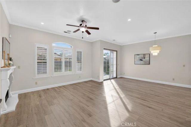 1563 E Via Mirasol, Fresno, CA 93730