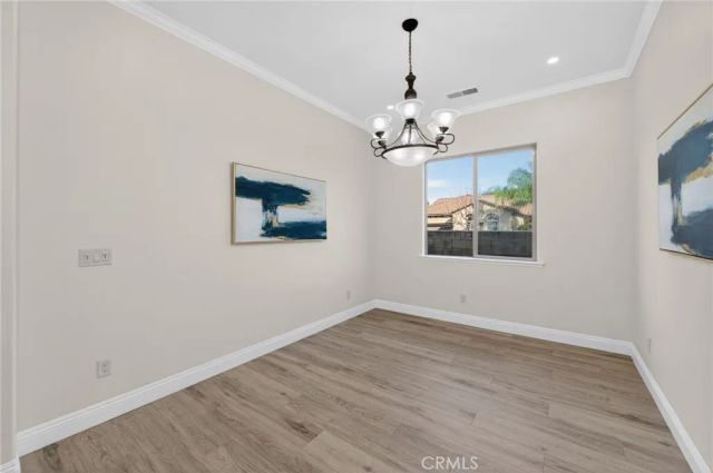 1563 E Via Mirasol, Fresno, CA 93730