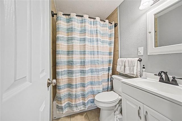 18104 E 27th Terrace S, Independence, MO 64057