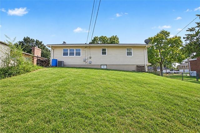 18104 E 27th Terrace S, Independence, MO 64057