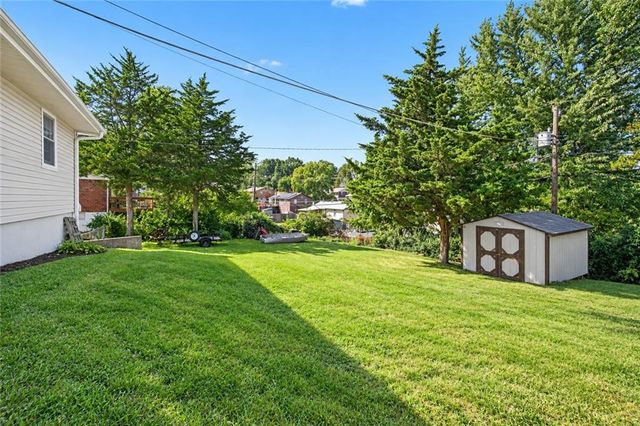 18104 E 27th Terrace S, Independence, MO 64057