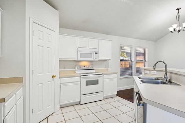 1075 Port Sullivan Drive, Little Elm, TX 75068