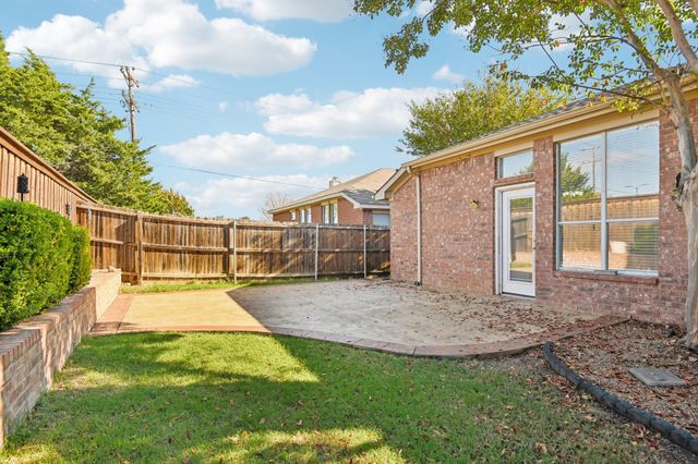 1075 Port Sullivan Drive, Little Elm, TX 75068
