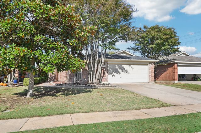 1075 Port Sullivan Drive, Little Elm, TX 75068