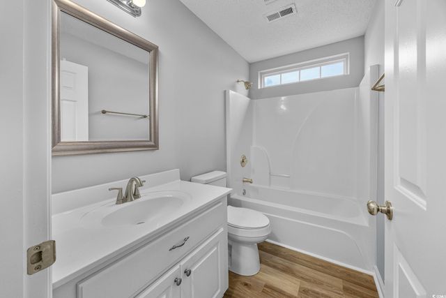 2705 Ivy Glen Dr., Conway, SC 29526