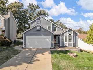 1861 Strawberry Ridge Drive, St Louis, MO 63021