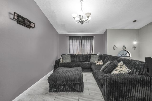 1027 Cypress Ridge Place, Columbus, OH 43228